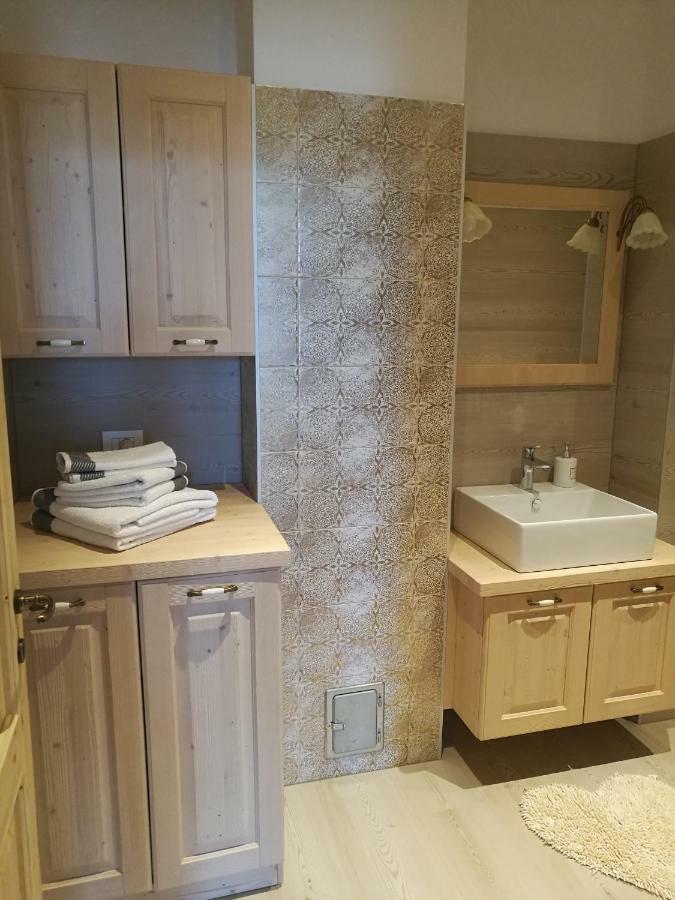 Al Salgiar Apartment Tuenno Exterior photo