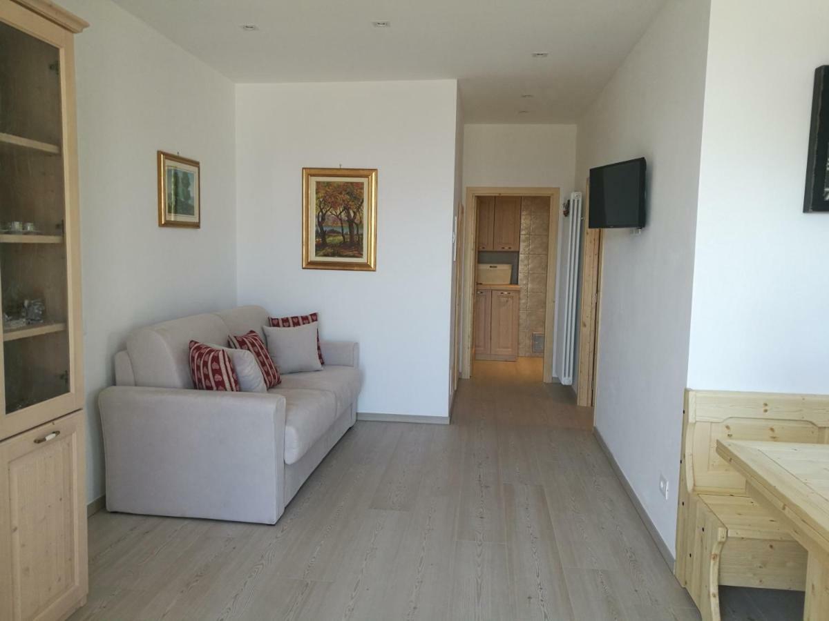 Al Salgiar Apartment Tuenno Exterior photo